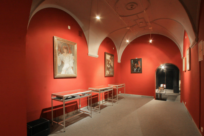 wystawa-sztuka-introligatorstwa-ksiazka-artystyczna10muzeum-literatury